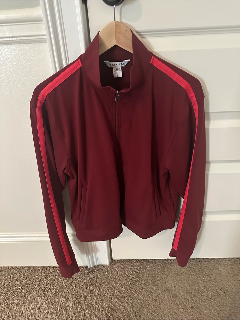 Athleta Finish Line Jacket color:Redwood Women’s size Large. Athletic jacket.